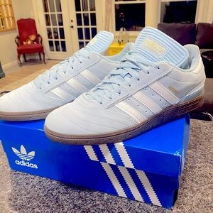 Adidas Busenitz size 11, excellent condition